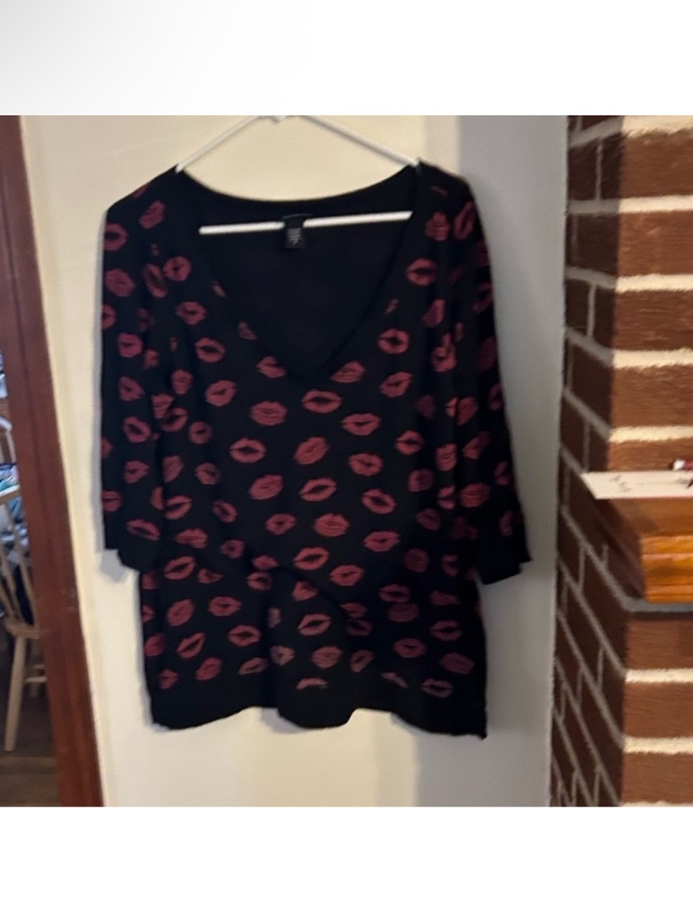 Torrid Size 1x Lips Lipstick Kiss Sweater